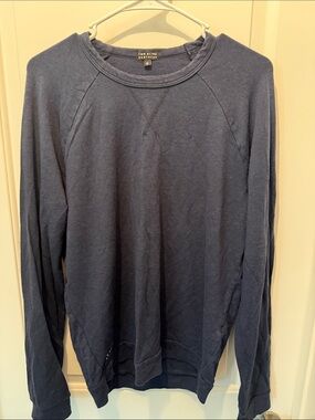 🥳 5 for $25 BUNDLE Two Blind Brothers Navy Crewneck Sweatshirt